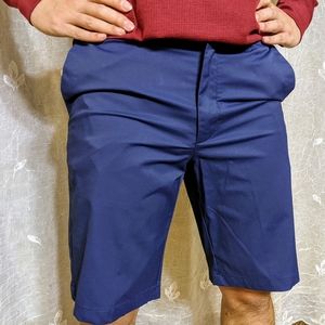 Bermuda Flat-Front Tech Shorts 30 W 10.5" Inseam